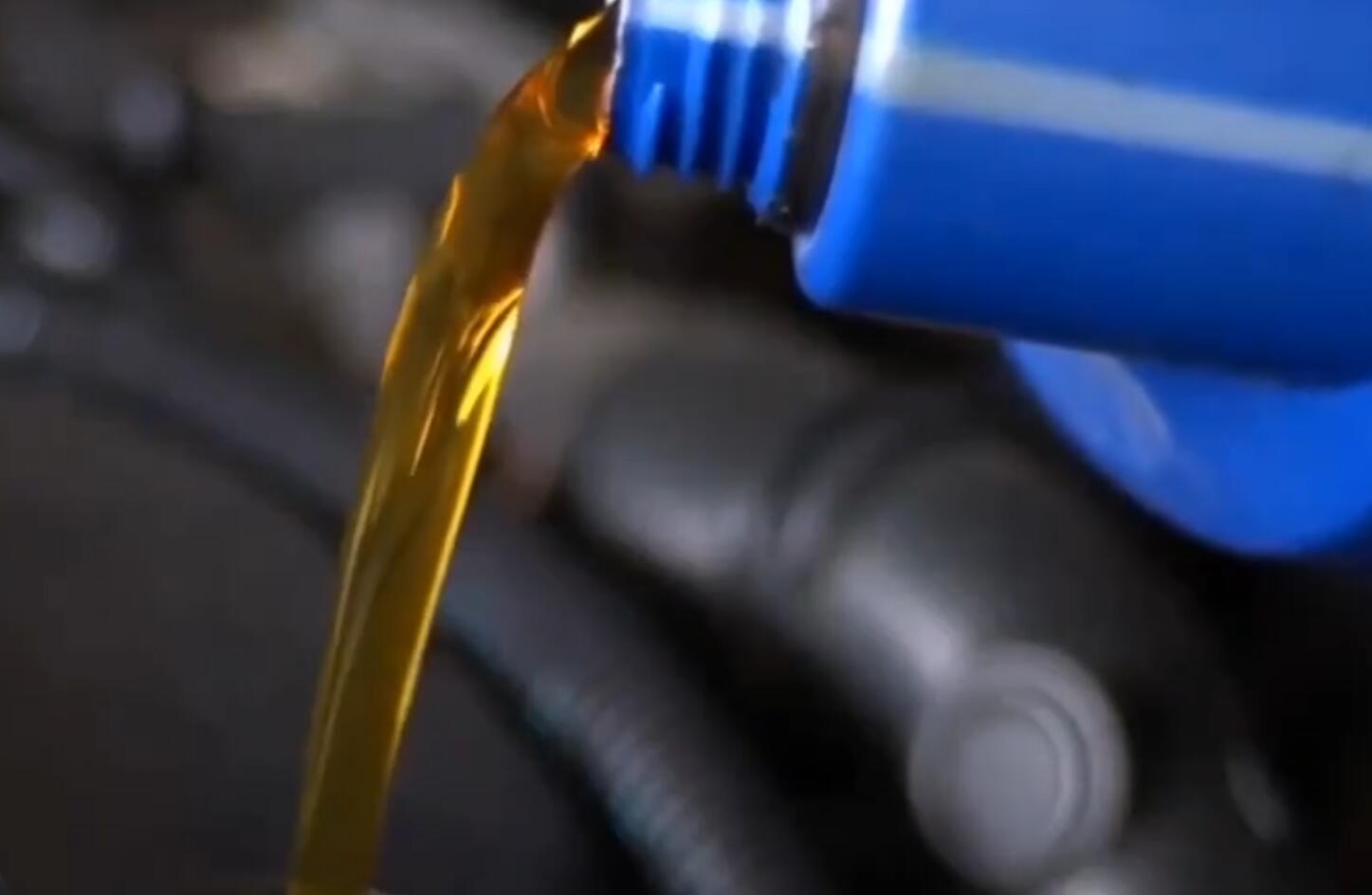 检查机油油位还能开吗/检查机油油位是该保养了吗